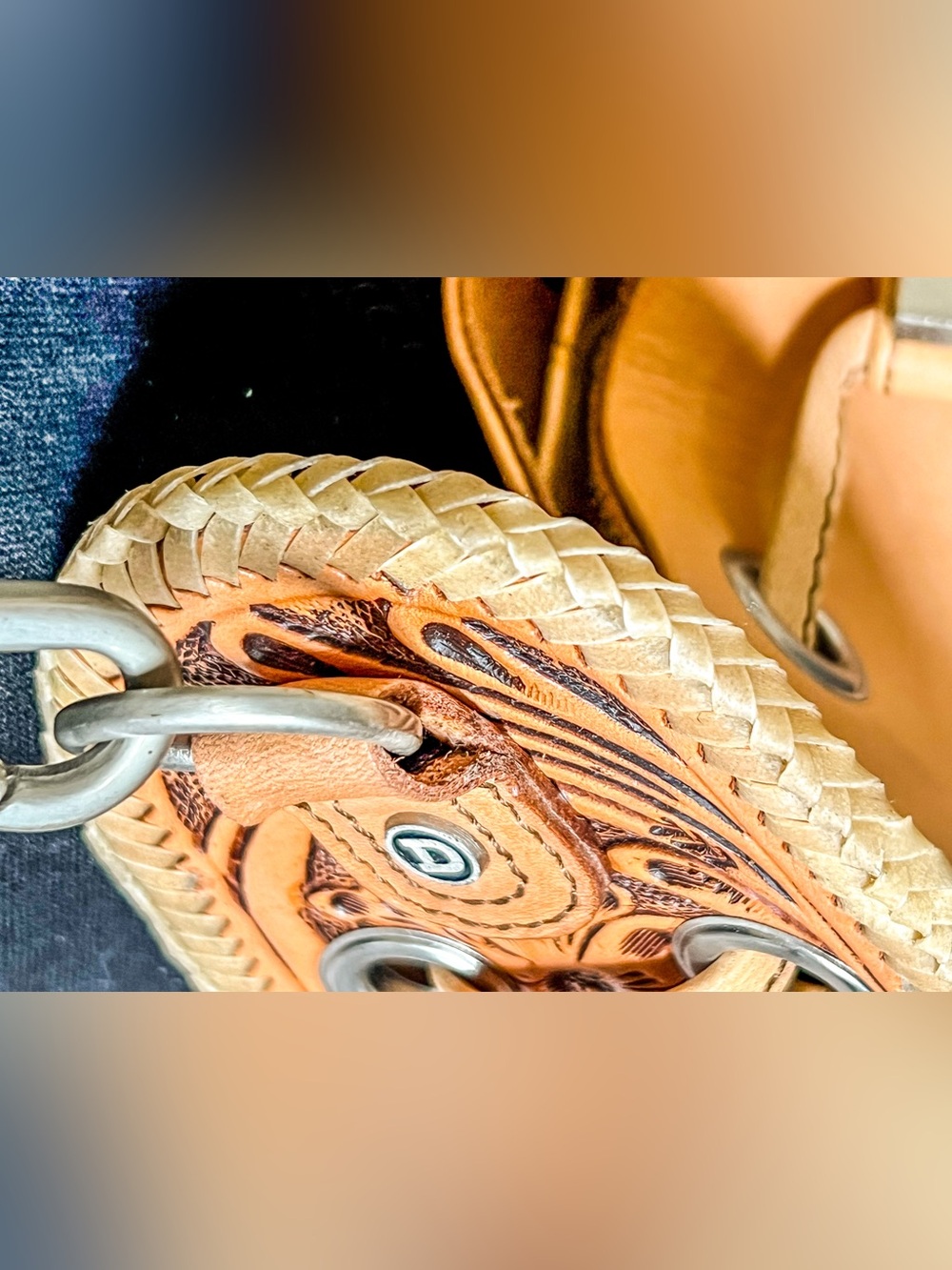 Double D Ranch Stirrup Crossbody with Dust Bag - Picture 10 of 16